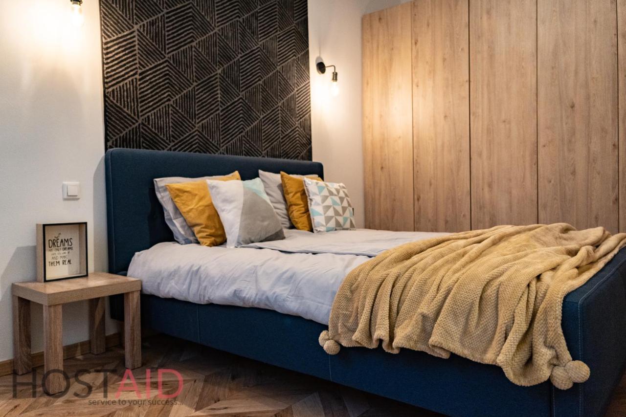 M10 Apartment - Hostaid Budapest Eksteriør billede